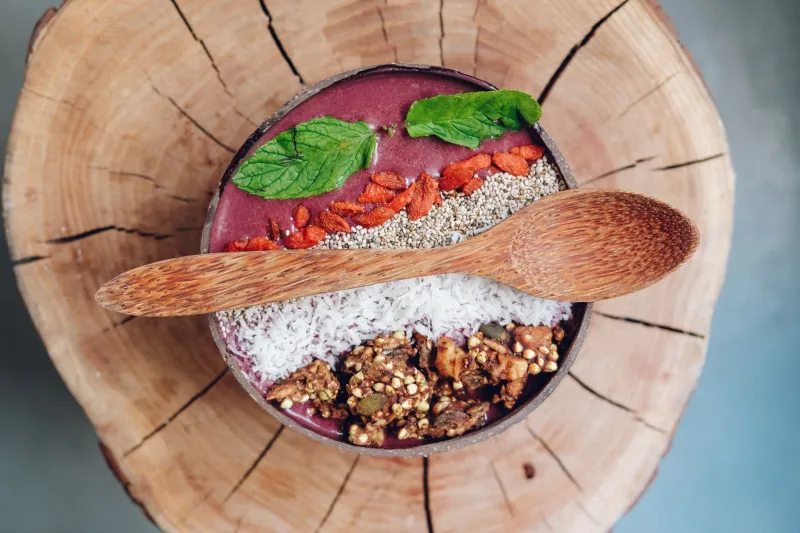 Why Your Nutritionally Perfect Meal Still Leaves You Raiding the Pantry